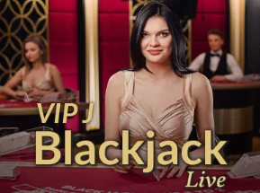 B费本赛季英超12次单场至少5次创造机会，遥遥领先其他球员